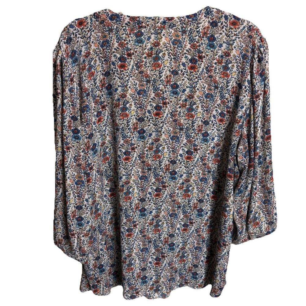 Rose + Olive Pintuck Blouse 2X Floral Blue White Pink Work Cottage Office Church - Picture 7 of 7